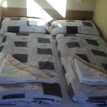 Cesky Raj Apartman Troskovice